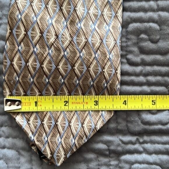 Cambridge Classics 100% Silk Tie - Picture 2 of 5